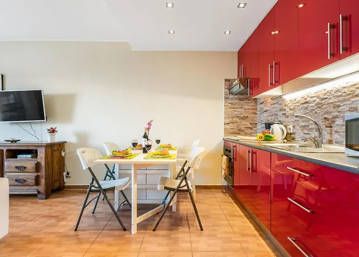 Appartamento C103 Big Terrace, Pool!