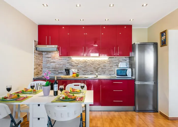 Appartamento C103 Big Terrace, Pool!